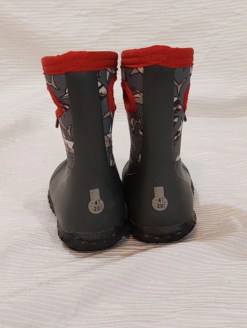 Bogs Kids Black and Red Shark Graphic Rain Boots Toddler Size 7